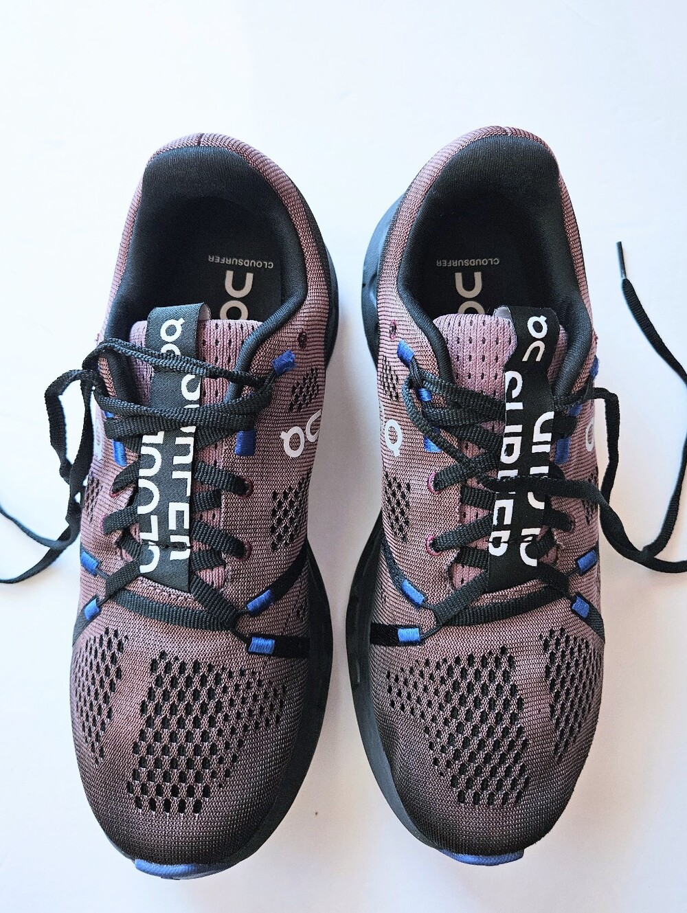 Women's On Cloudsurfer Running Shoe  Size 9M